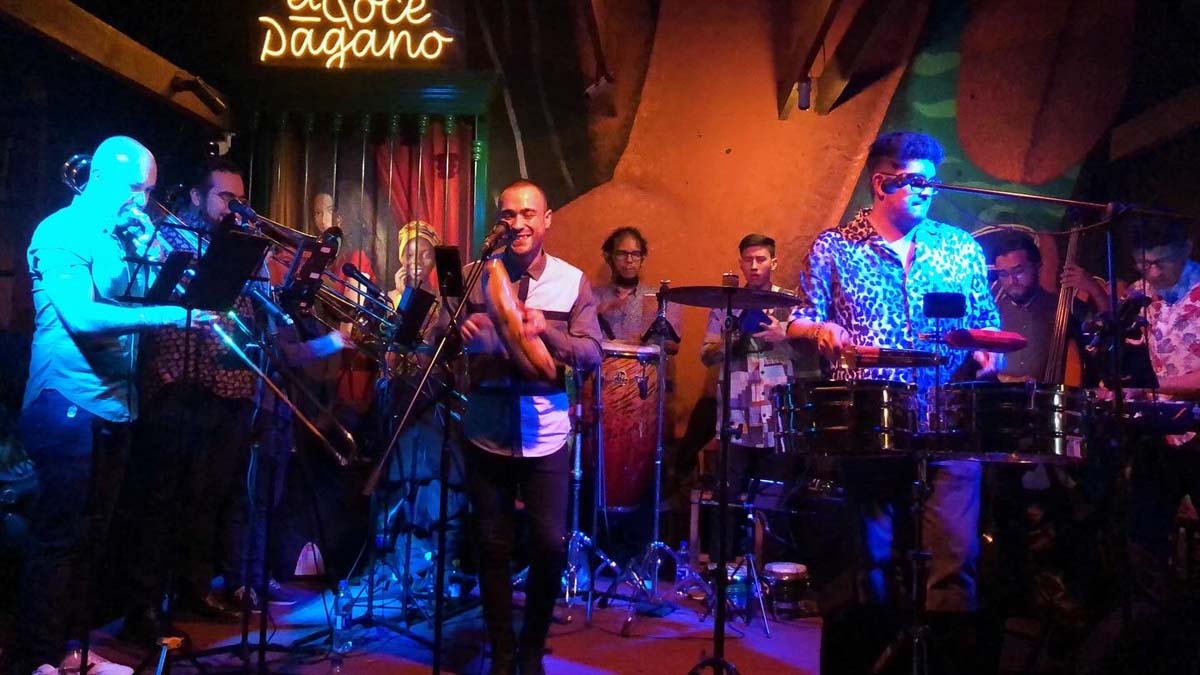 La buena música llega a la localidad de La Candelaria con Área en Vivo al Barrio y el BOmm