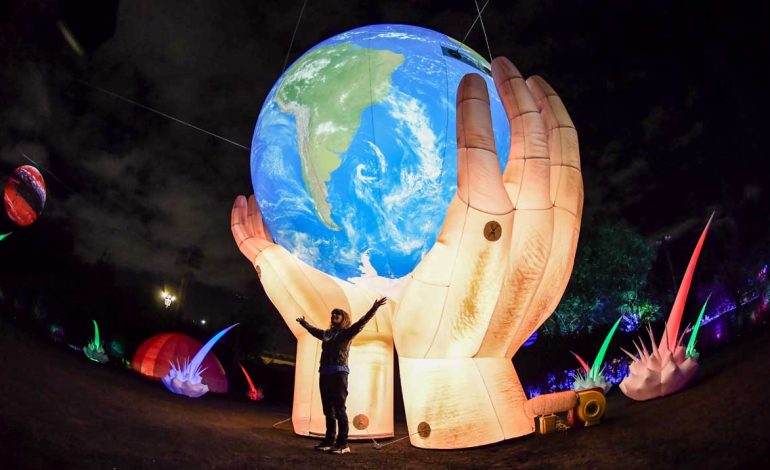 Bogotá enciende la Navidad: el Festival de luces Brilla ‘4 Elementos’, abre sus puertas