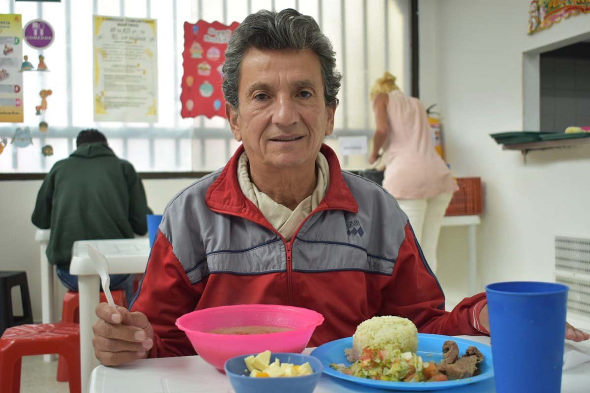 Es falso que más de 40.000 personas hayan estado sin alimentación en Bogotá por falta de recursos en comedores comunitarios