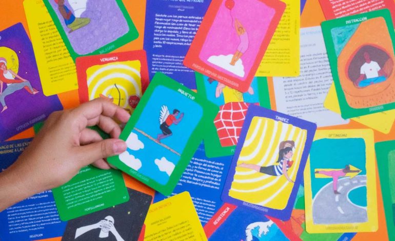 “Siéntæte Bien”: mucho más que una baraja o un juego de cartas