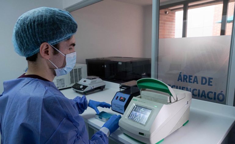 Bogotá inaugura el primer laboratorio de genómica que ayudará a pacientes con cáncer y otras enfermedades crónicas