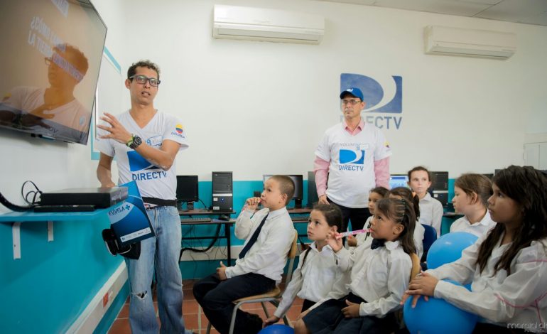 Escuela Plus recibió tres premios a la excelencia educativa y audiovisual en el Festival comKids 2025 de Brasil