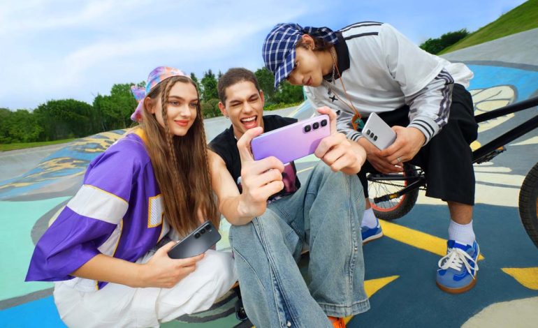 Más allá de la potencia: cómo está cambiando la relación de los usuarios con sus smartphones en 2025