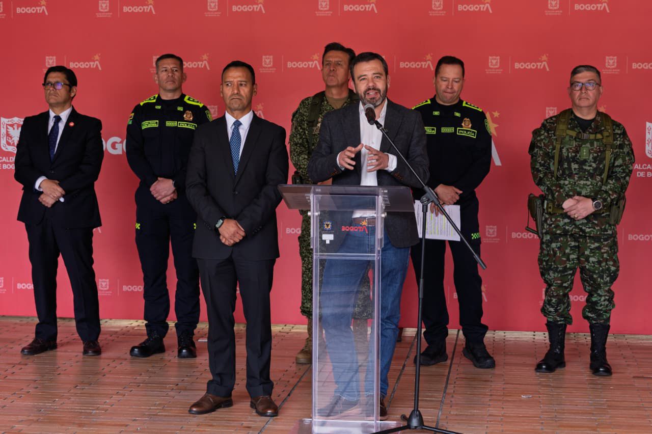 Refuerzo de seguridad en Bogotá: 800 nuevos policías se sumarán al pie de fuerza este semestre