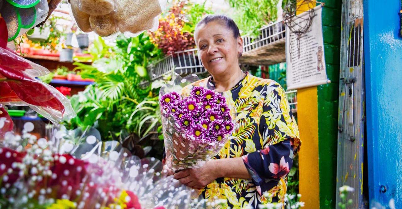 Astromelias y Orquideas, flores que más se venden para el día del Amor y Amistad en las Plazas Distritales de Mercado