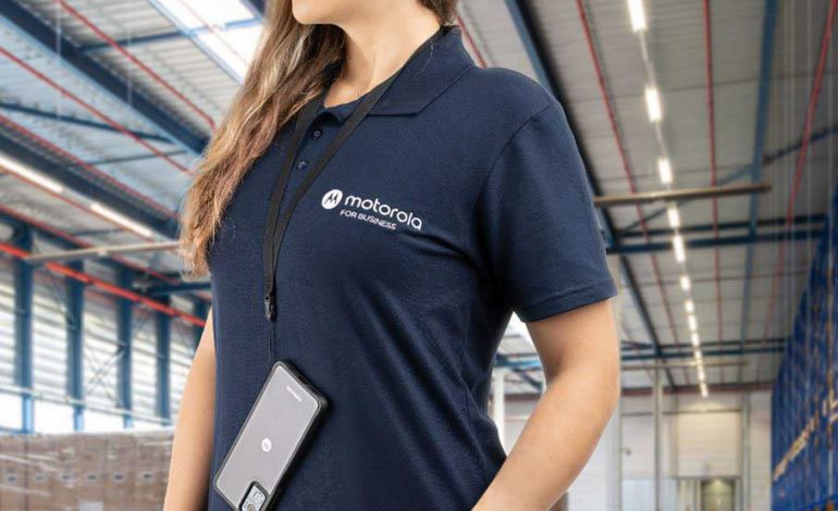 Motorola lanza en Colombia smartphones diseñados para clientes empresariales: moto g15 for Business y moto g56 for Business