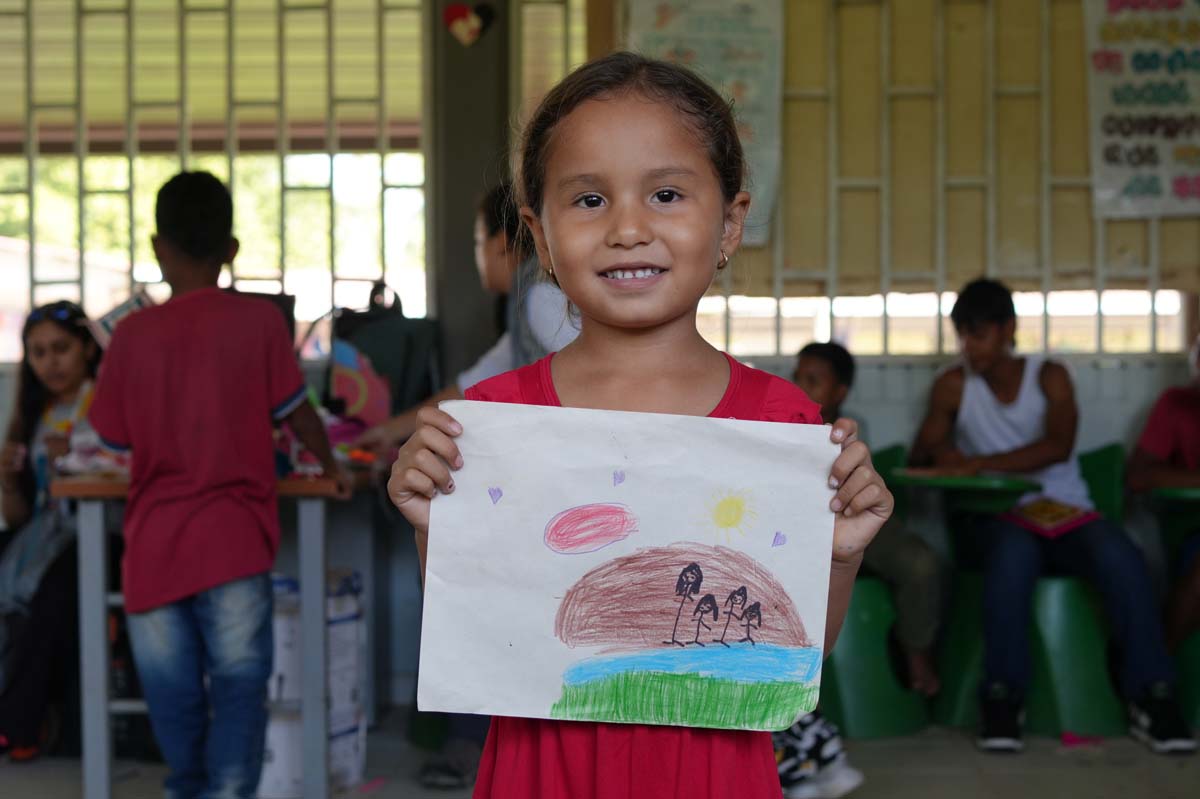 “Vínculos que Protegen”: Save the Children y Benposta lanzan alianza por la niñez