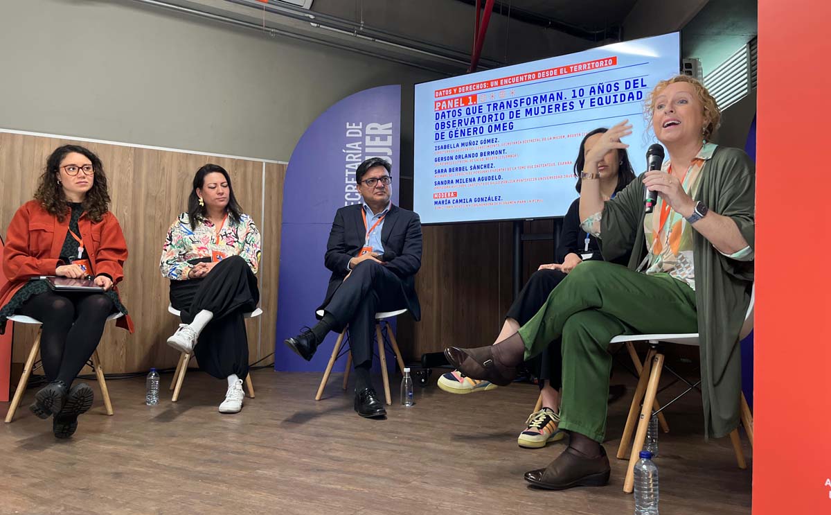 Datos con enfoque de género, clave para transformar la salud y la vida de las mujeres en Bogotá