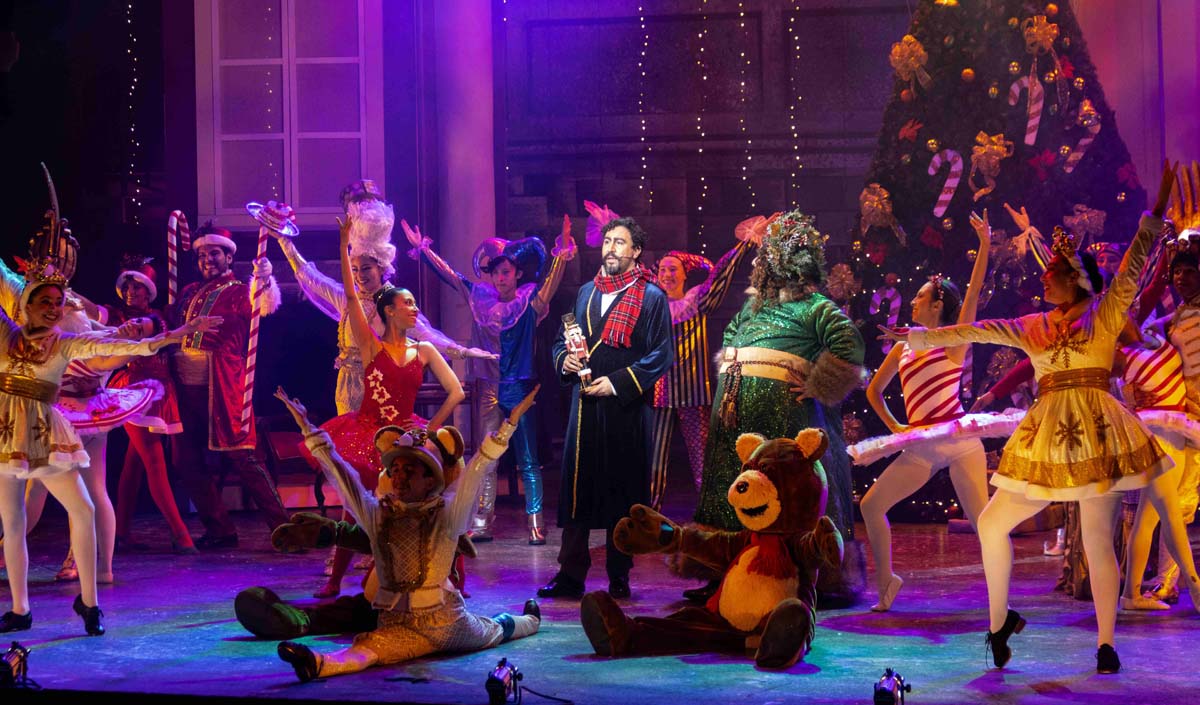 Misi Producciones y U Rosario, ¡Encienden el espíritu de la navidad!, Scrooge y los fantasmas de la navidad