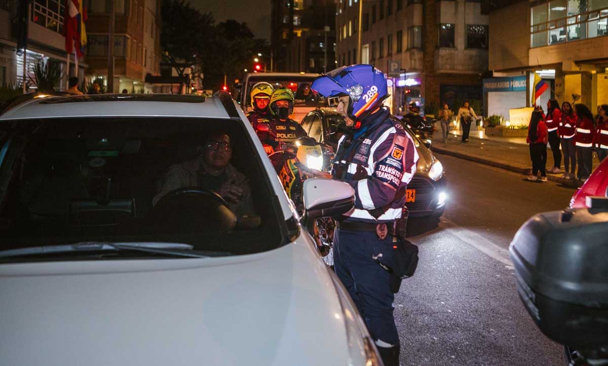 Más de 15.000 operativos para recuperar el espacio público: así enfrentó Bogotá el mal parqueo en 2025