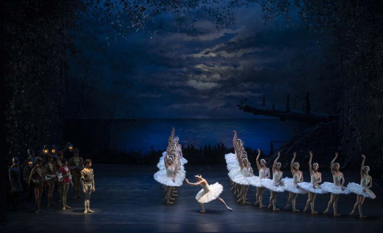 El Ballet de Santiago regresa al Teatro Mayor con el clásico ‘El lago de los cisnes’